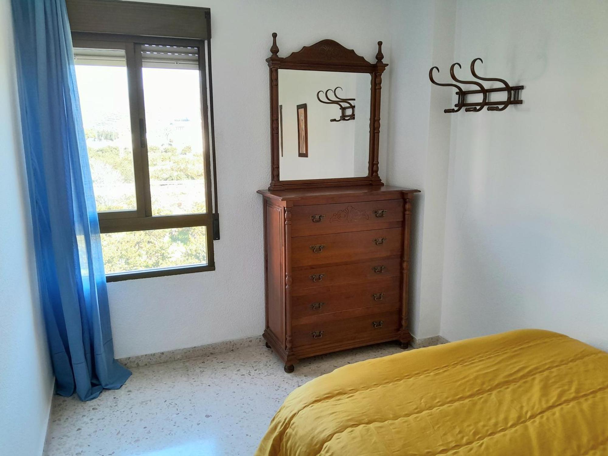 Room In Shared Apartment With Parking Almuñécar Extérieur photo