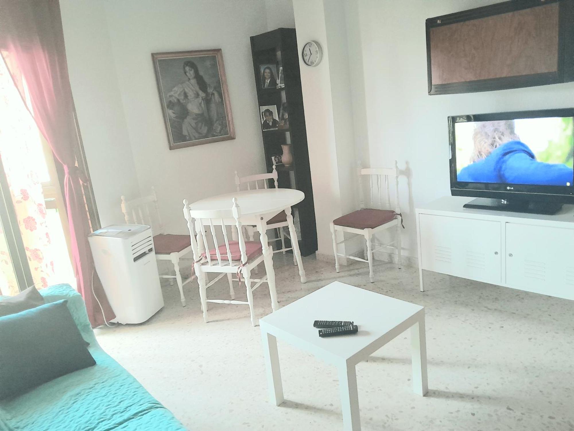 Room In Shared Apartment With Parking Almuñécar Extérieur photo