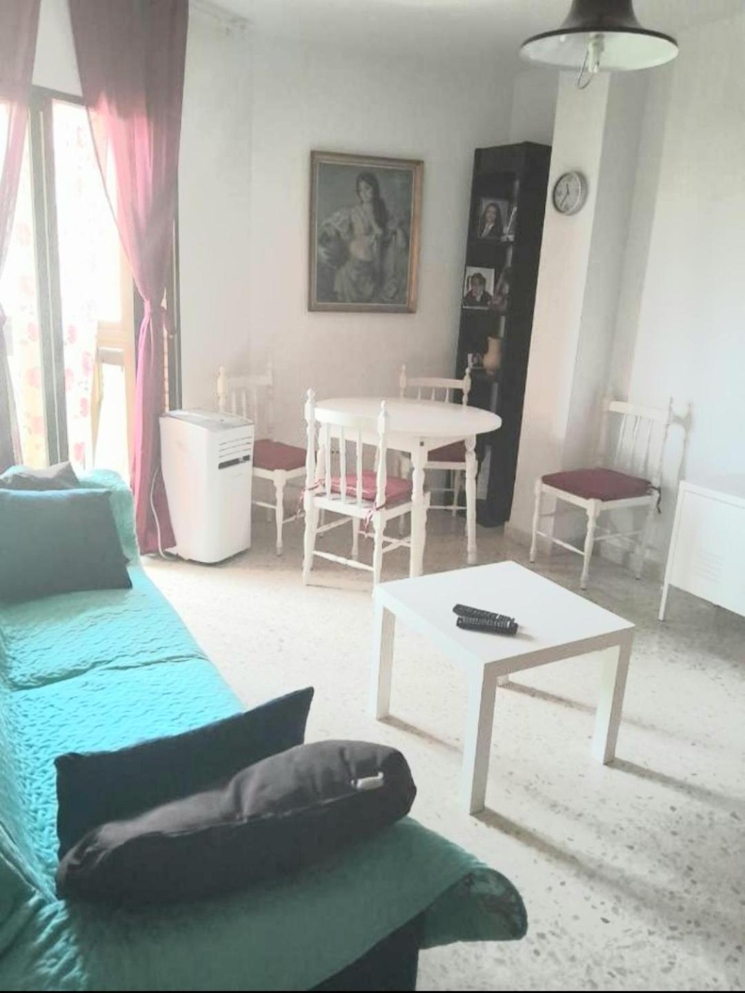 Room In Shared Apartment With Parking Almuñécar Extérieur photo